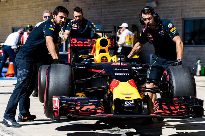 Illustration for article titled Here Is Your Austin F1 Saturday Practice And Qualifying Über Gallery